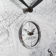 Load image into Gallery viewer, Thomas Kent 19&quot; Greenwich Timekeeper  Wall Clock Londoner
